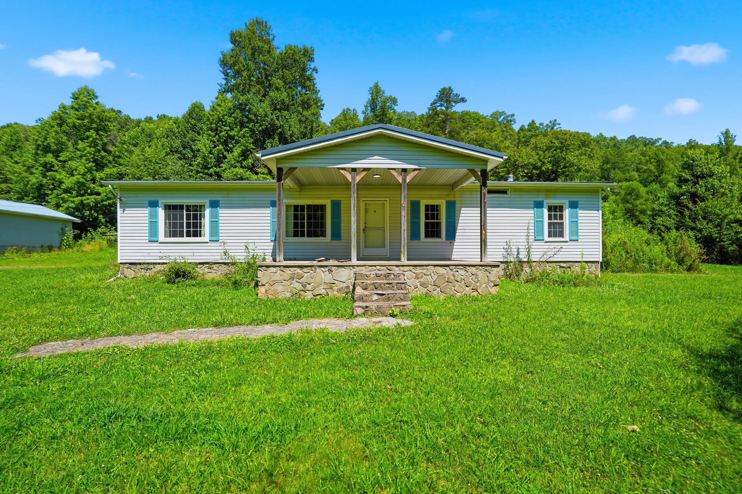 22-acre homestead in Church Hill, Tennessee